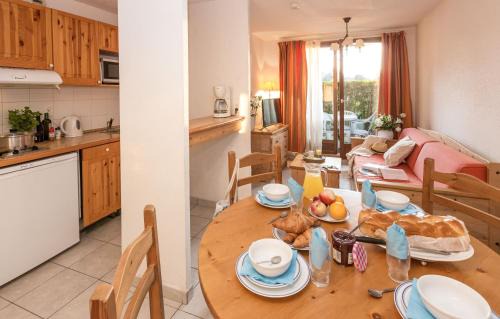 Evian-les-Bains Resort | Cozy Résidence Odalys Les Chalets d'Evian with Pool Access