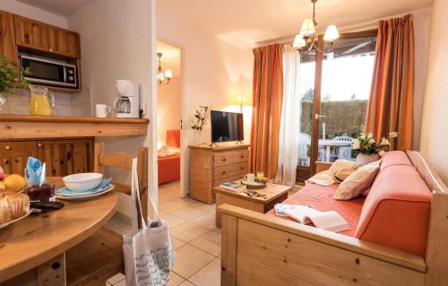 Evian-les-Bains Resort | Cozy Résidence Odalys Les Chalets d'Evian with Pool Access