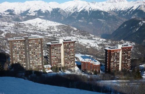 Le Corbier Apartment | Résidence Orion - Family-Friendly Studio with Pool Access