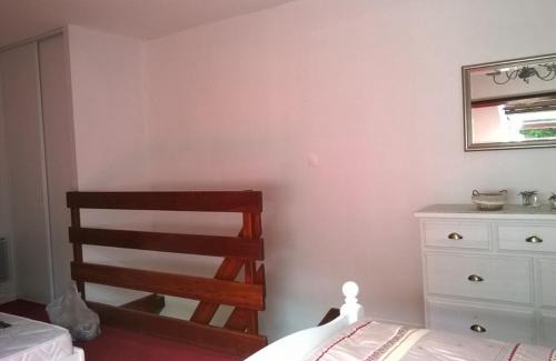 Bagneres-de-Luchon Apartment | Guest Rated: Résidence Peyresourde with Oceanfront Views