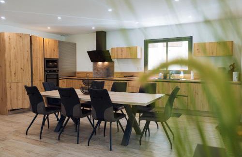 Ax-les-Thermes Apartment | Convenient Résidence pieds des pistes with Family Amenities