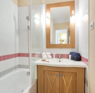 Soulac-sur-Mer Resort | Pet-Friendly Residence with Ocean View & Pool Access