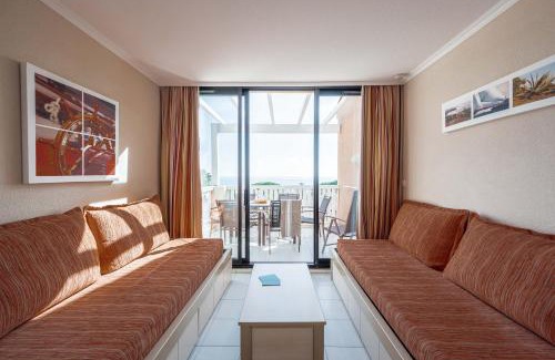 Le Lavandou Apartment | Relax at Résidence Pierre & Vacances L’Anse De Pramousquier