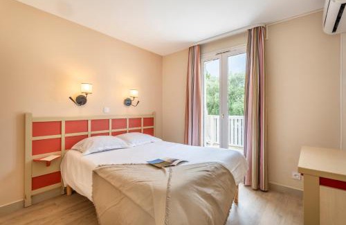 Le Lavandou Apartment | Relax at Résidence Pierre & Vacances L’Anse De Pramousquier