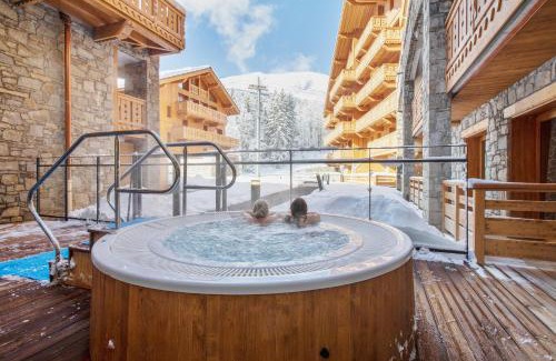 Meribel Centre Apartment | Pet-Friendly Resort with Spa & Ocean Views - L'Hévana