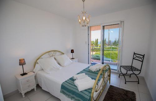 Calcatoggio House | Experience Oceanfront Bliss at Résidence Pietri 4-Star Hotel