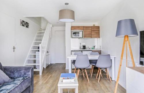 Port Guillaume Apartment | Family-Friendly Résidence Port Guillaume with Pool Access