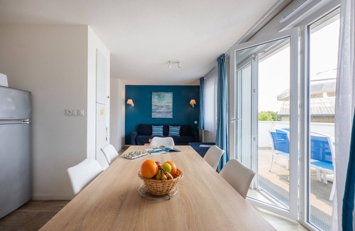 Noirmoutier-en-l'Ile House | Oceanfront Retreat at Résidence Prestige Odalys Le Domaine des Pins