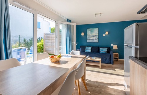 Noirmoutier-en-l'Ile House | Oceanfront Retreat at Résidence Prestige Odalys Le Domaine des Pins