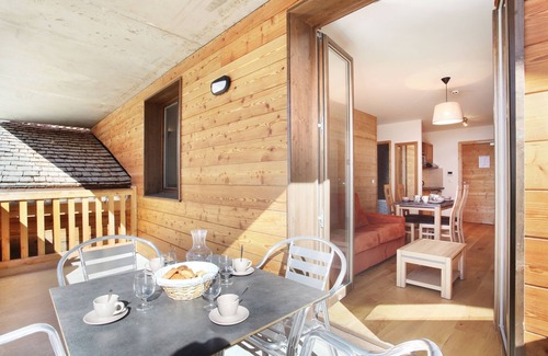 La Clusaz House | Pet-Friendly Getaway at Résidence Prestige Odalys Mendi Alde