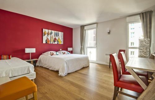 Courtoisville-Sillon-Moka Apartment | Elegant Résidence Quai Sud-Le Cartier: Pet & Child Friendly Stay