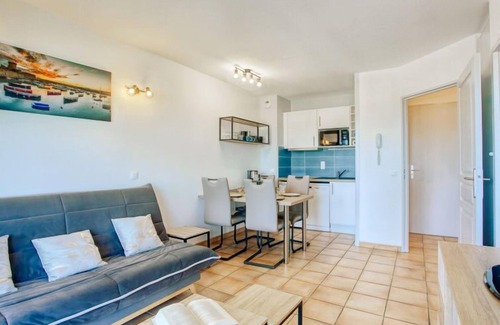 Ciboure Apartment | Oceanfront Getaway at Résidence Soko Eder - Rated 9/10