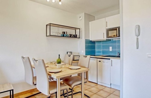 Ciboure Apartment | Oceanfront Getaway at Résidence Soko Eder - Rated 9/10