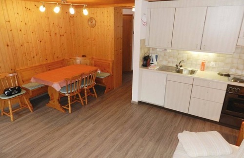 Zweisimmen Apartment | Comfortable Résidence Sonnegg: Spa & Family-Friendly Stay