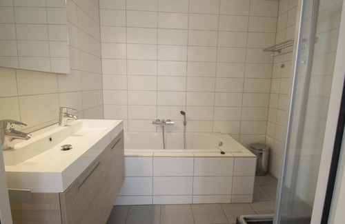 Midsland Apartment | Guest Rated: Résidence Terschelling 4 with Private Pool