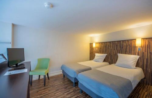 Griffon - Royale Hotel | Discover Résidence Villemanzy: Pet Friendly Retreat