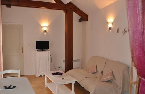 Chartres House | Discover Résidences De Chartres: Family-Friendly Getaway