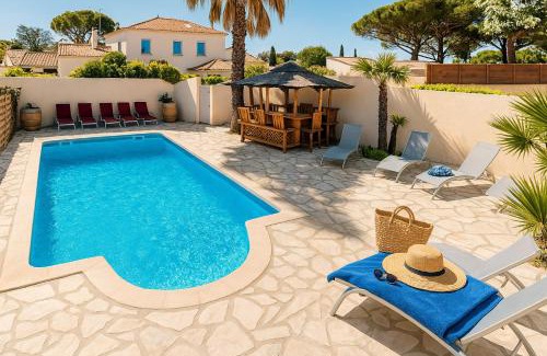 La Nartelle House | Relax at Rêve D'azur: Pool, Oceanfront & BBQ Terrace
