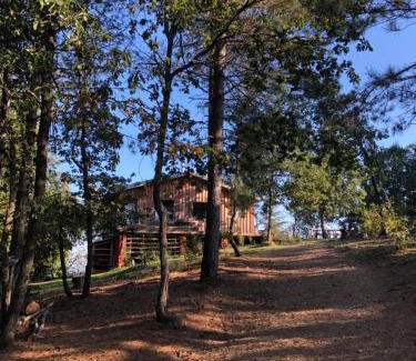 Saint-Laurent-de-Cerdans Bed & Breakfast | Oceanfront Retreat at Rêve d'Etoiles - Guest Rated 10/10