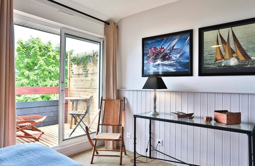 Locmariaquer House | Beautiful Rêves de Bord de Mer: Family-Friendly Retreat