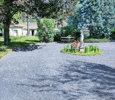 Champagne House | Experience Family-Friendly Retreat at Rêves de Gamins