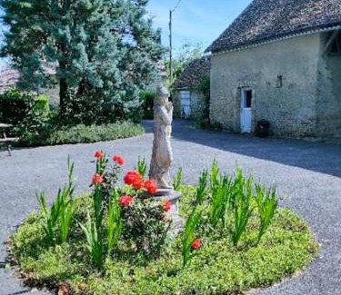 Champagne House | Experience Family-Friendly Retreat at Rêves de Gamins