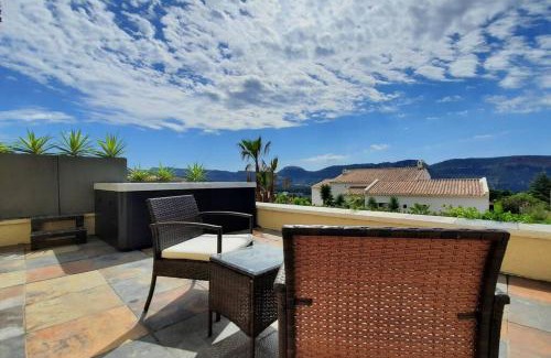 Cassis Apartment | Exclusive Oceanfront Studio Rêves de Vie in Cassis