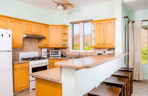 Playa Colorado Condo | Río Dulce V-13: Oceanview Penthouse with Spa & Kitchen