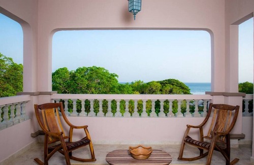 Playa Colorado Condo | Río Dulce V-13: Oceanview Penthouse with Spa & Kitchen
