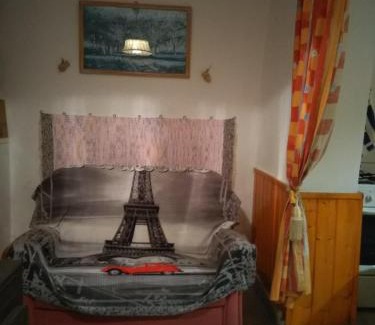 Abadszalok House | Cozy Rózsa Vendégház: Family-Friendly with Kitchen Access