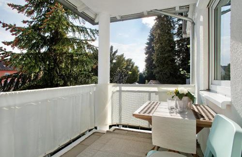 Aschach Apartment | Welcoming Römerpark Bergblick: Rated 8.9/10 & Family-Friendly