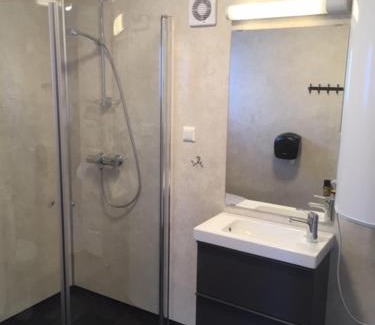 Roldal Cabin | Discover Comfort at Røldal Hyttegrend & Camping