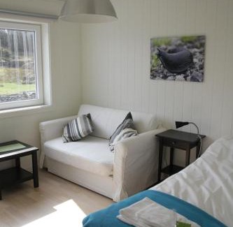 Rovaer Hotel | Explore Røvær KulturHotell: Pet-Friendly Oceanfront Retreat