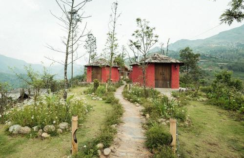 Sa Pa Apartment | Cozy Rùa's House Mountain Hamlet with Breakfast Included