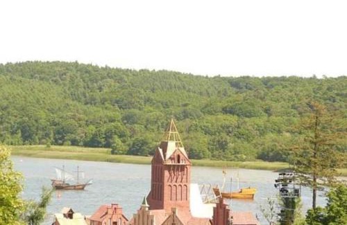 Parchtitz Apartment | Family-Friendly Stay at Rügen Fewo 211, Pets Welcome!
