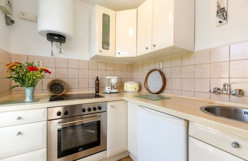 Parchtitz House | Pet-Friendly RügenHeart 1 Fischerhütte - Rated 9.4/10