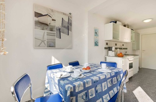 Parchtitz Apartment | RügenHeart 4 Strandliebe: Ocean View Apartment Awaits