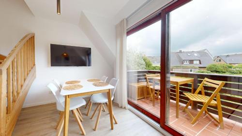 Hornum Apartment | Discover Rüm hart: Pet-Friendly Retreat with Private Pool