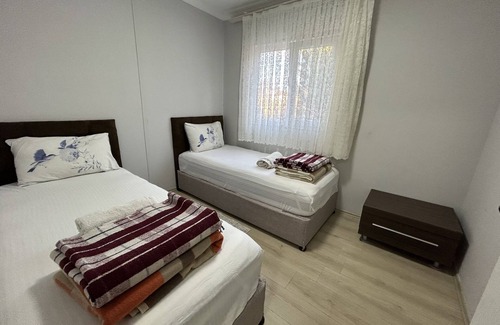 Urla House | Rıdvan Apart Evleri: Family-Friendly Retreat with Ocean Views
