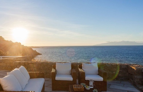 Psarou Villa | R 514 Luxury Villa and Exotic Pool Amazing Sea Views BBQ