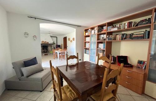 San Giorgio di Piano Bed & Breakfast | Family-Friendly Retreat at R&B Dalla Licia with Kitchen Access