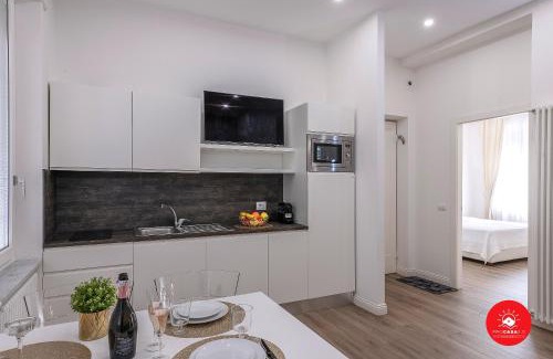 La Spezia Historic Centre Apartment | Top-Rated R.B. Guesthouse: Perfect for Families and Travelers