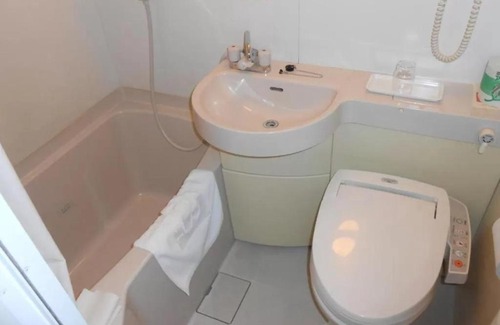 Hirooka Hotel | Convenient R&B Hotel Kanazawa Station Nishiguchi Stay