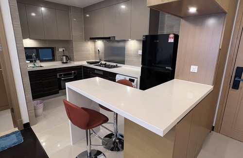 Central District Apartment | R&FPrincessCove by Studio888-HighFloor-SeaView-Free Parking