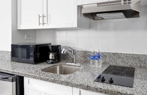 New Kingston Hotel | Explore R Hotel Kingston: 4-Star Stay with Pool & Spa