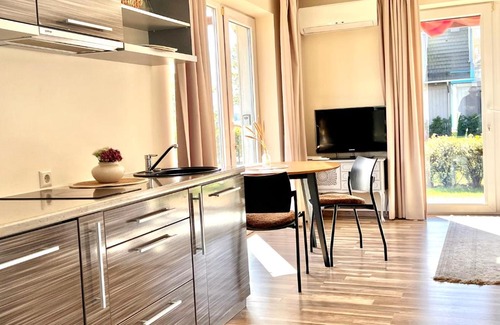 Pervalka Apartment | Oceanfront R. J. apartamentai with Kids' Amenities