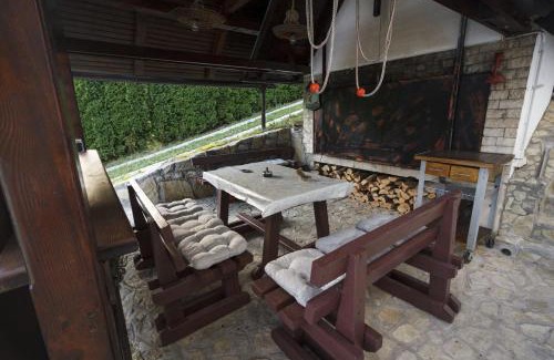 Bihac Villa | R&J's Home: Oceanfront Escape with Spa & Private Pool