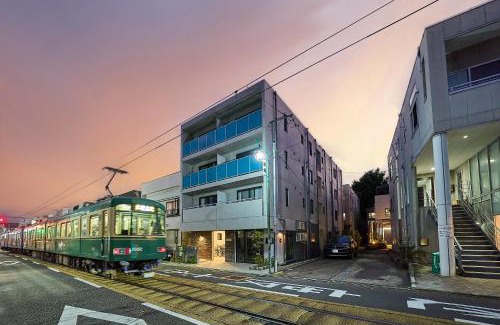 Koshigoe Apartment | Discover R.Kamakura: Family-Friendly with Hot Tub Access