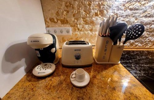 Ocna Mures Apartment | Top-Rated R&R Apartment: Perfect for Families and Relaxation