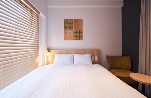 Kawasaki Hotel | Discover Comfort at R's Forest Inn with Hot Tub & Kitchen